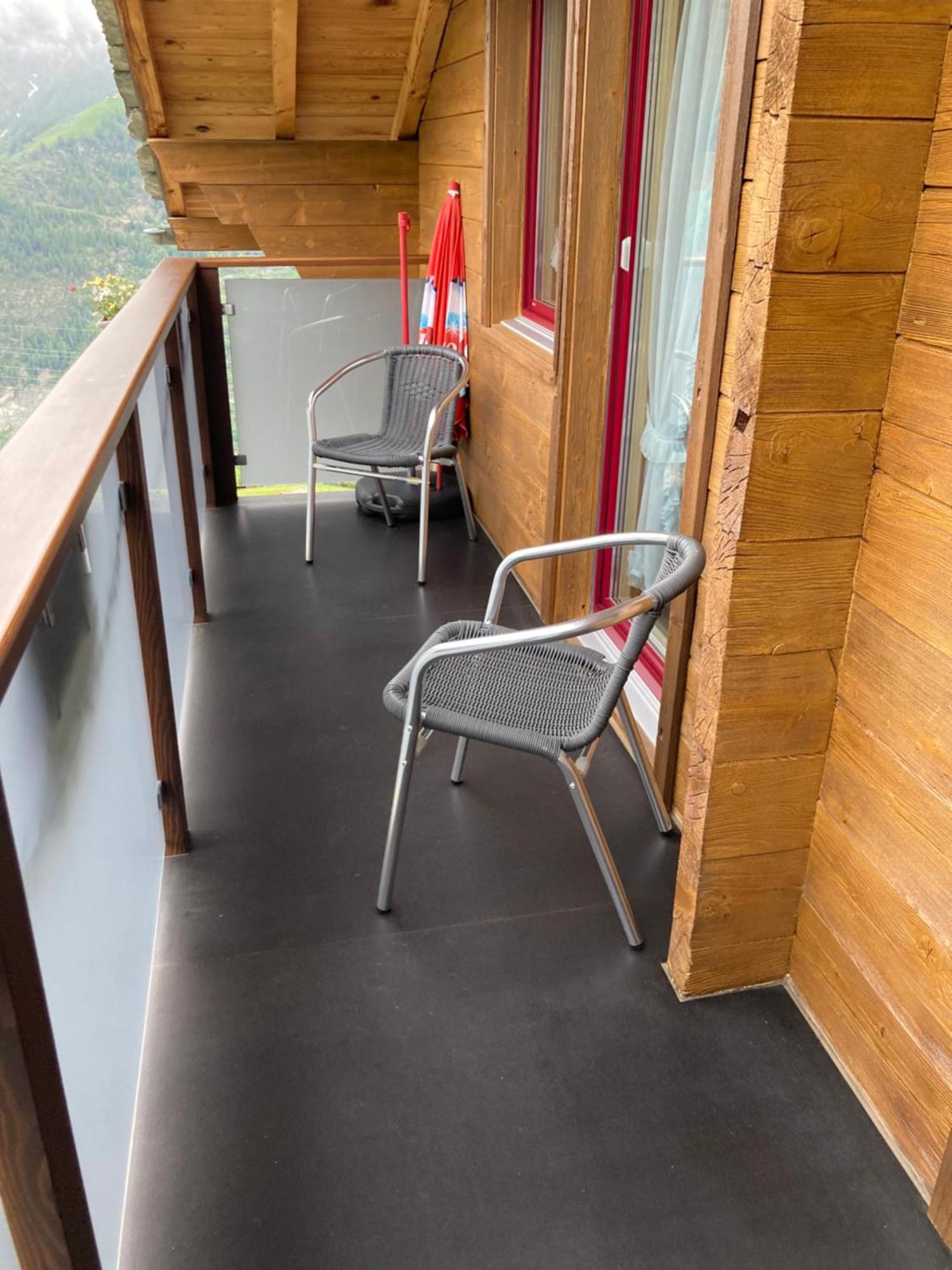 Haus Dorfblick Apartment Grachen Exterior photo
